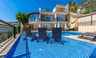Luxury Five Bedroom Villa with Fabolous Sea Views to Rent in Kalkan