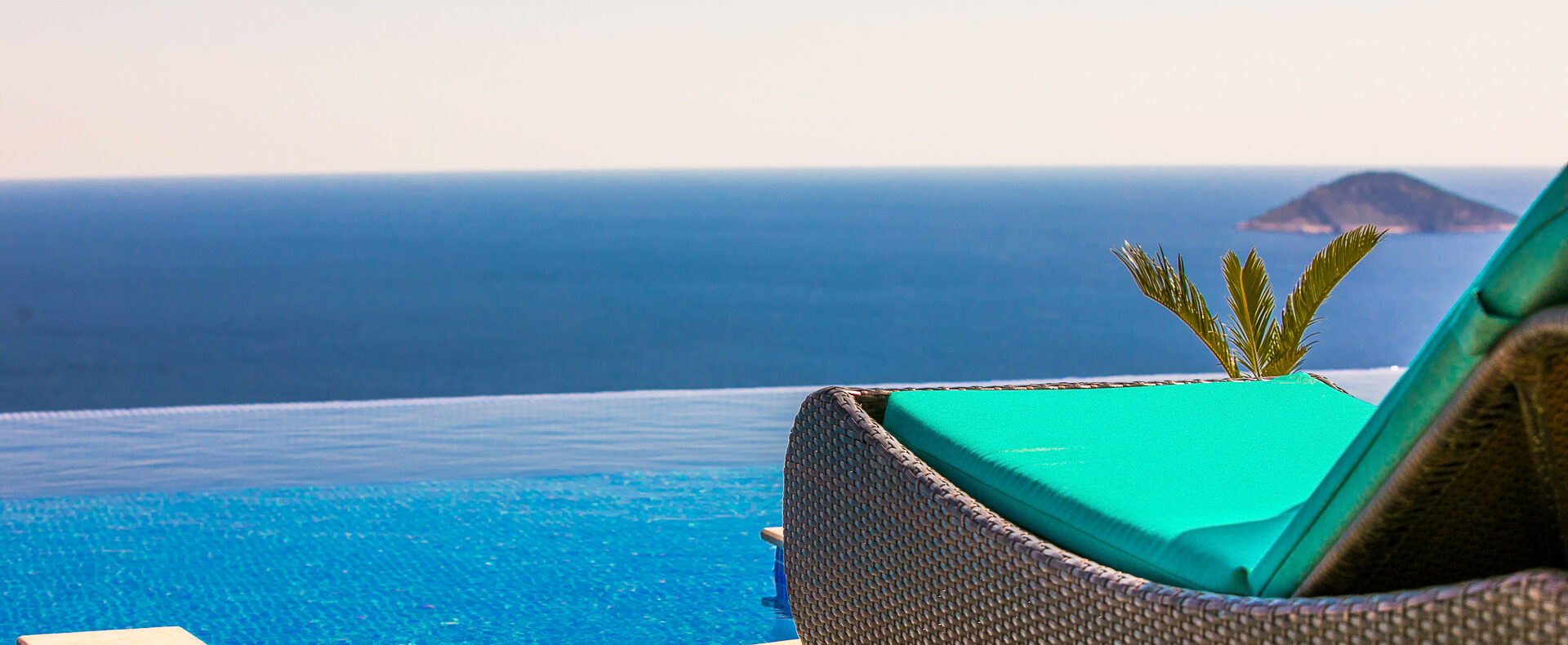 Luxury villa sea view
