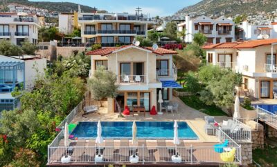 Four Bedroom Luxury Villa to Rent in Kalkan Centre (H)